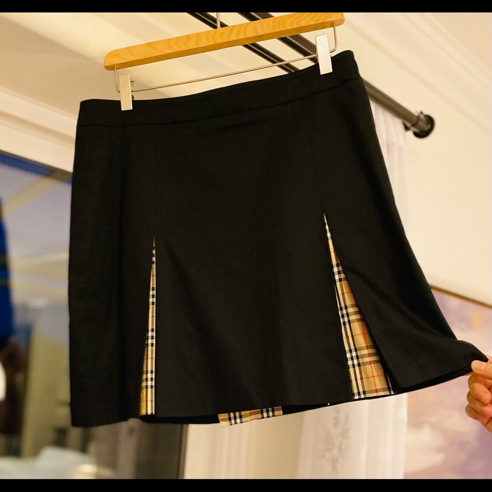 Authentic Burberry Mini Black Skirt
